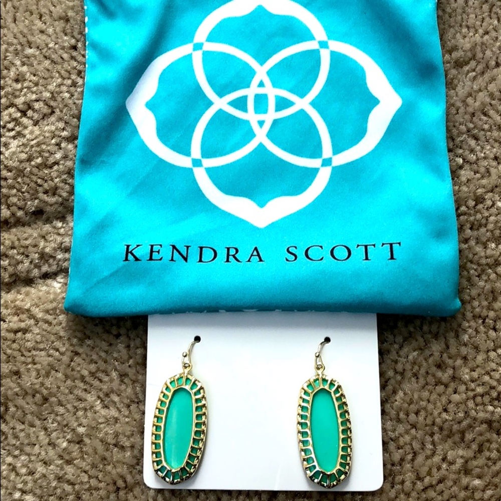 🌸KENDRA SCOTT EARRINGS🌸